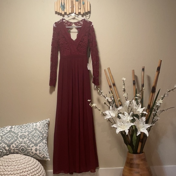 S Lulu’s Burgundy Longsleeve Bridesmaid or Evening Dress NWT - Picture 3 of 10